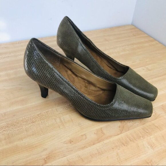 AEROSOLES animal print suede women heels size 8 /  NWOT - Picture 14 of 14